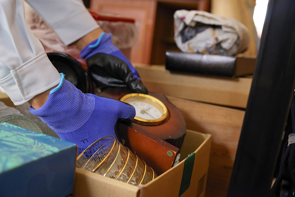 親の遺品整理が終わらない実家を丸ごと引き取り！藤枝市で荷物撤去の手間を省いた買取事例