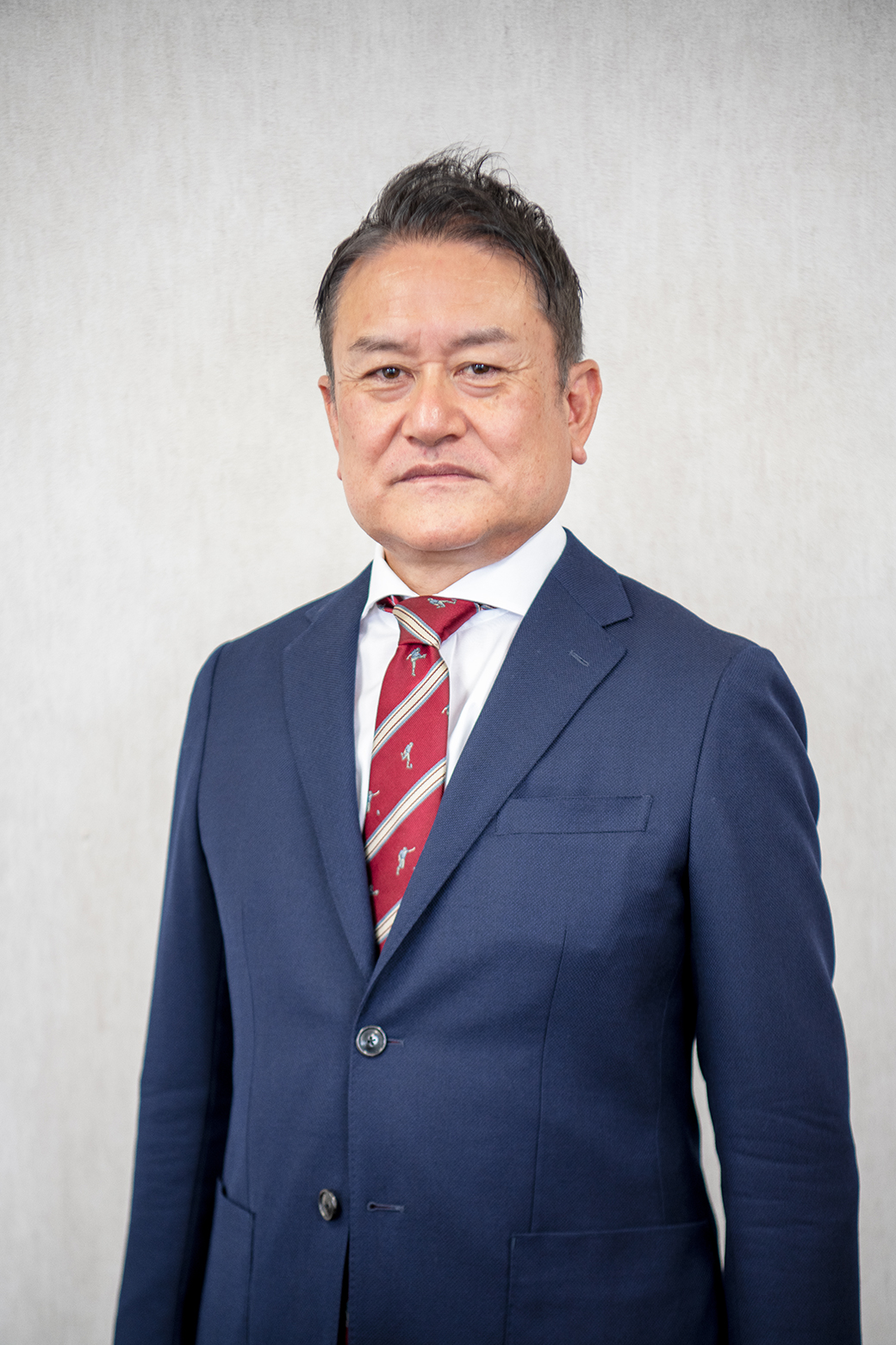 成岡　武志